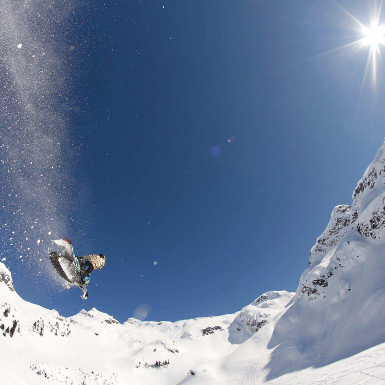 Snowmobiles in Action 3 768x768