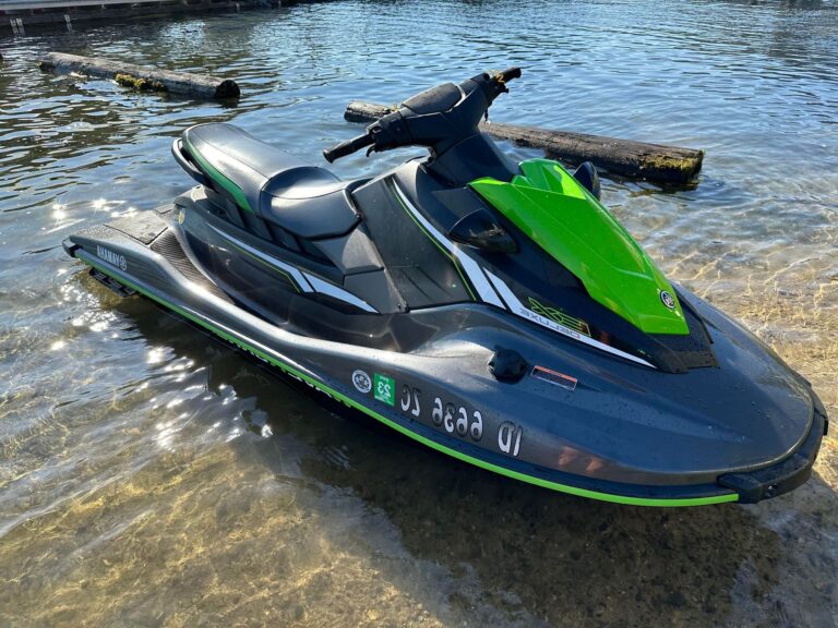 yamaha waverunner 3up 768x576